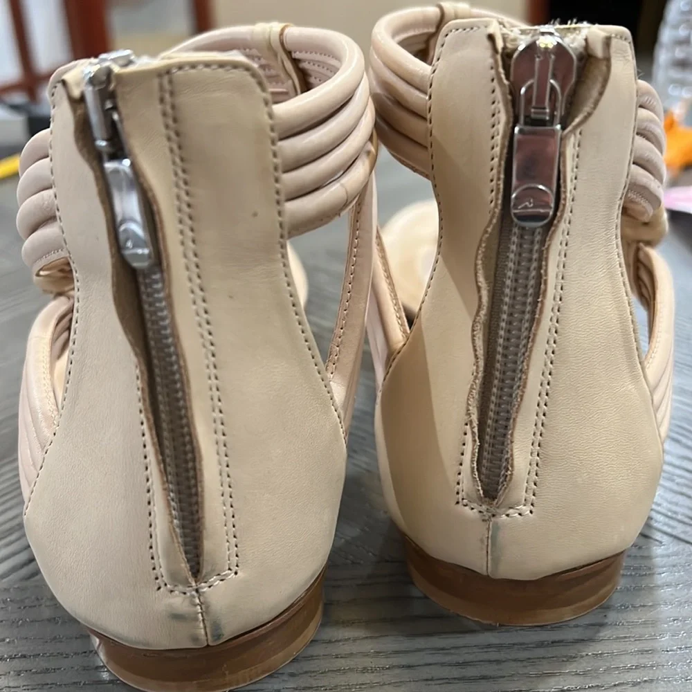 Bottega dell’ Artigiano “icon” Thong Sandal - Picture 4 of 9